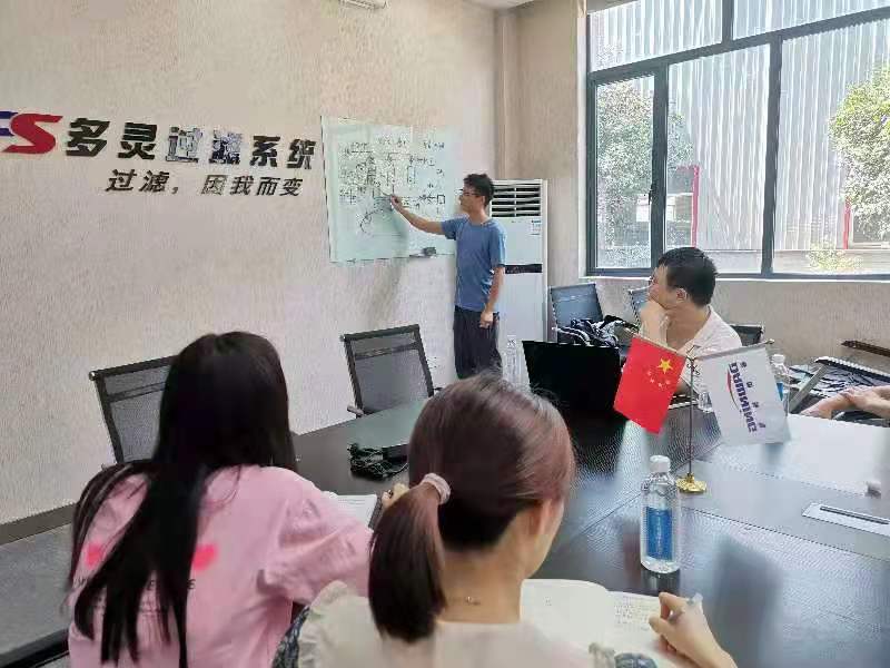 多靈技術(shù)培訓(xùn)，只為更好的服務(wù)